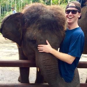 Meet your Posher, Evan